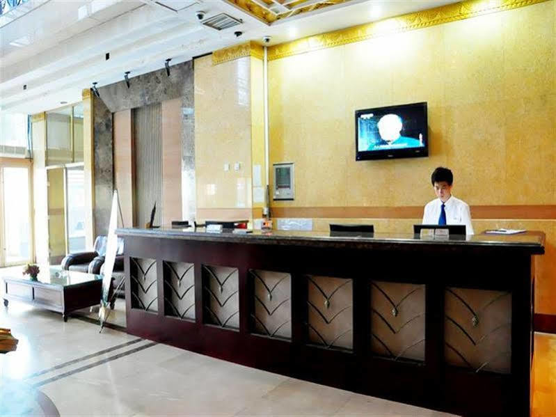 Greentree Inn Liaoning Dalian Railway Station South Plaza Tianjin Street Express Eksteriør bilde